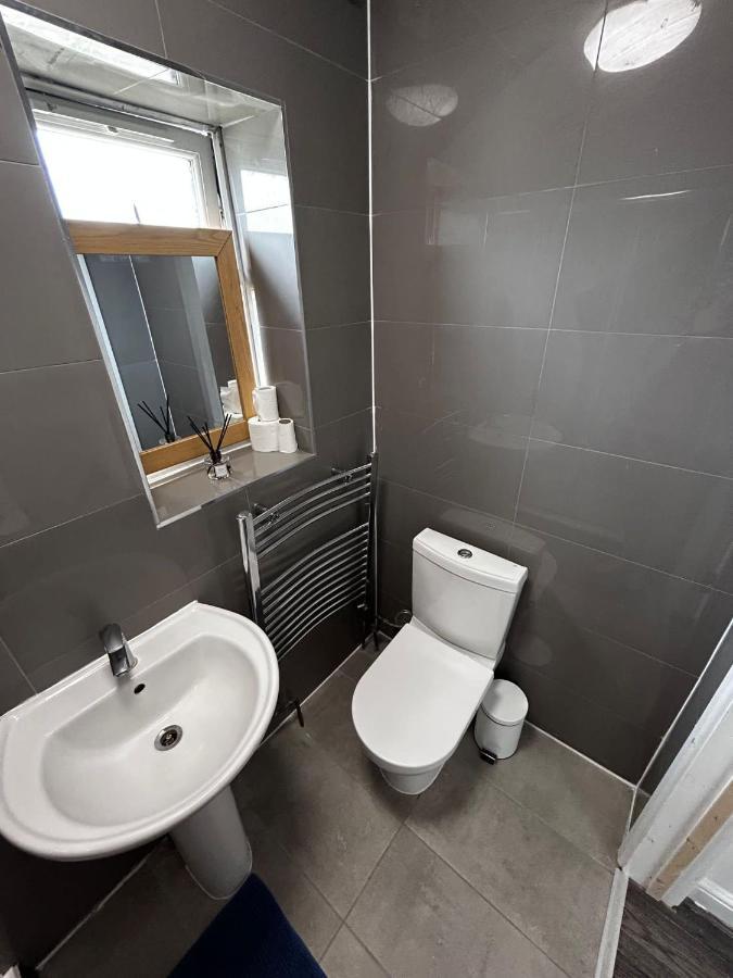 The Ruislip Apartment Экстерьер фото
