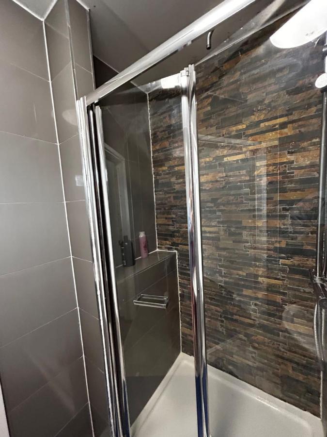 The Ruislip Apartment Экстерьер фото